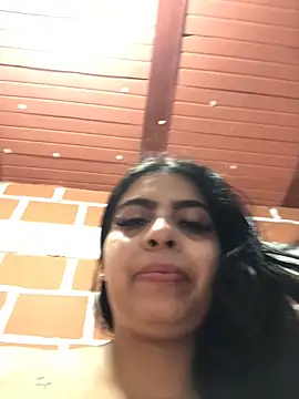 Rachellcooperrr online show from 15, 5, 2026
