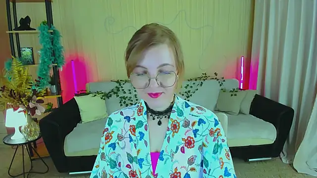 YourUniverser online show from 30, 11, 2025