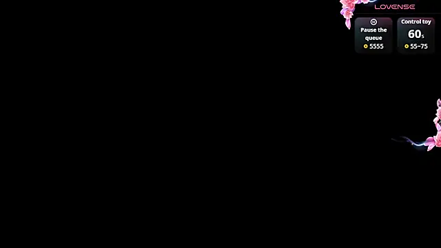 Snapshot of luccia_smith chatting on 5, 6, 2026 luccia smith online show from 5, 6, 2026