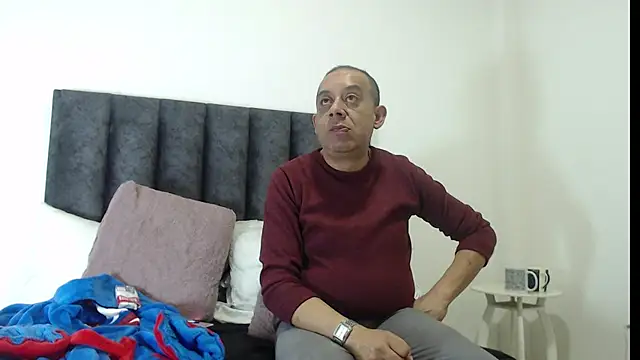 GabrielandAbigail online show from 28, 11, 2025