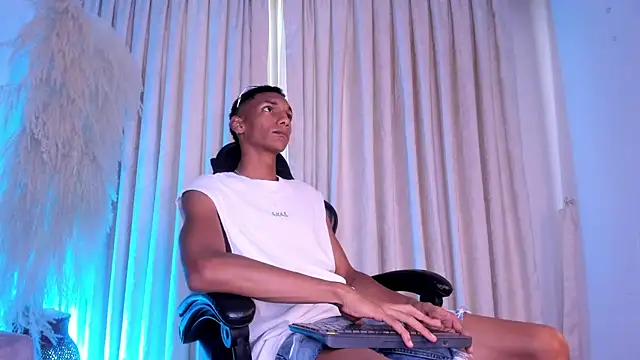 JulienSaint online show from 12, 4, 2026