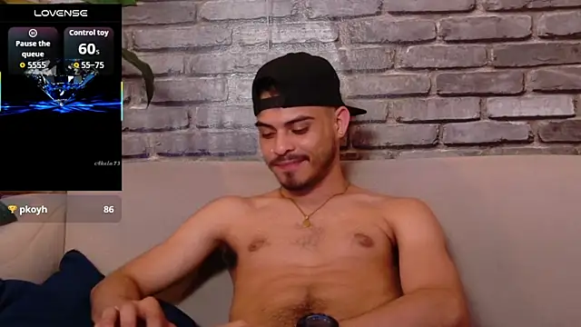 Snapshot of Bastian_MCcormick chatting on 17, 12, 2025 Bastian MCcormick online show from 17, 12, 2025