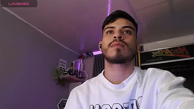 Snapshot of Bastian_MCcormick chatting on 12, 1, 2026 Bastian MCcormick online show from 12, 1, 2026