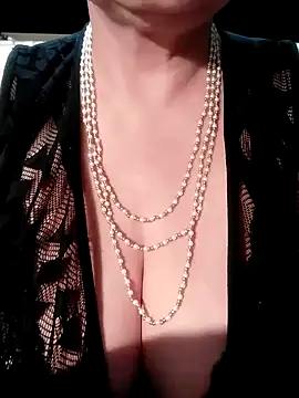 Troiavaca online show from 3, 11, 2025