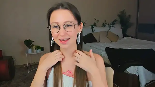 YourLovellyStory online show from 15, 1, 2026