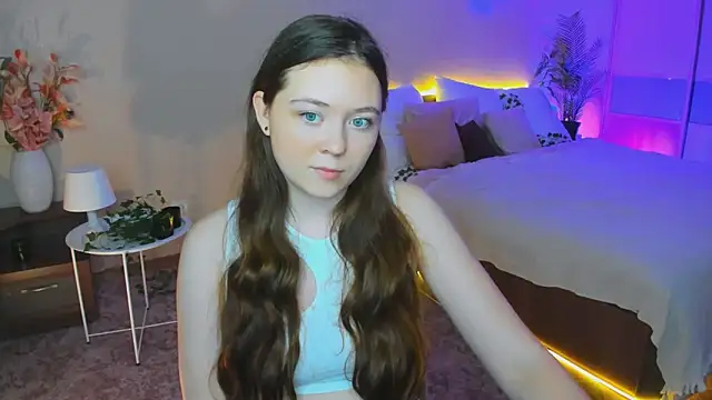 AlluringLookk online show from 6, 10, 2025