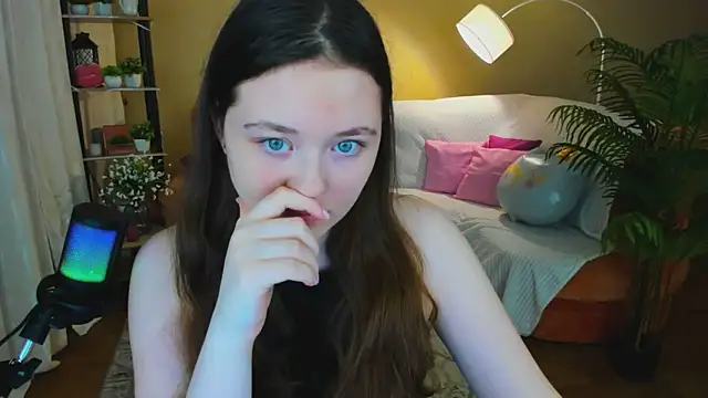 AlluringLookk online show from 19, 1, 2026