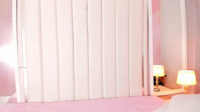 Bella Miia online show from 2, 11, 2025