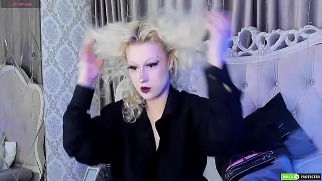 CarolLamb online show from 22, 11, 2025