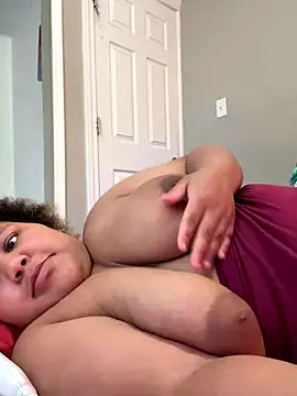 chocolate bella online show from 21, 9, 2025