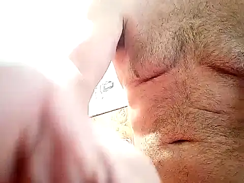 Snapshot of vasgabri chatting on 6, 11, 2025 vasgabri online show from 6, 11, 2025