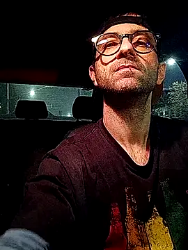 Snapshot of vasgabri chatting on 30, 11, 2025 vasgabri online show from 30, 11, 2025