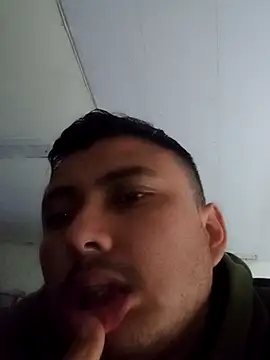 Snapshot of millanto chatting on 9, 6, 2026 millanto online show from 9, 6, 2026