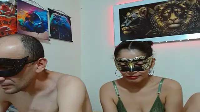 Snapshot of coplehot27 chatting on 25, 2, 2026 coplehot27 online show from 25, 2, 2026