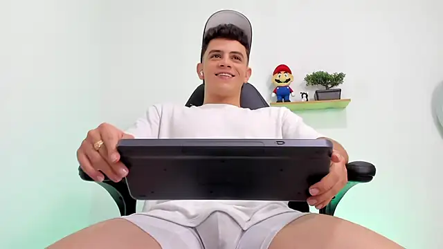 Mikecooper online show from 23, 10, 2025