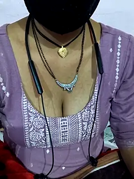 Snapshot of Love-pari077 chatting on 19, 1, 2026 Love-pari077 online show from 19, 1, 2026