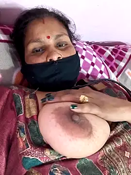 Snapshot of Love-pari077 chatting on 3, 2, 2026 Love-pari077 online show from 3, 2, 2026