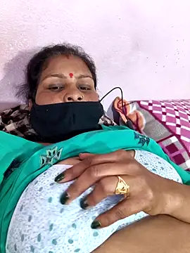 Snapshot of Love-pari077 chatting on 11, 2, 2026 Love-pari077 online show from 11, 2, 2026