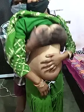 Snapshot of Love-pari077 chatting on 13, 2, 2026 Love-pari077 online show from 13, 2, 2026