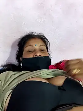 Snapshot of Love-pari077 chatting on 16, 2, 2026 Love-pari077 online show from 16, 2, 2026