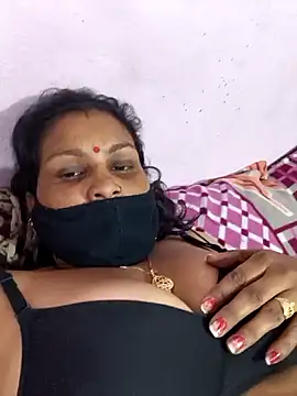 Snapshot of Love-pari077 chatting on 21, 2, 2026 Love-pari077 online show from 21, 2, 2026