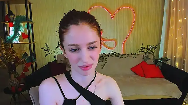 Snapshot of ChristinaConteeree chatting on 14, 5, 2026 ChristinaConteeree online show from 14, 5, 2026