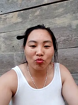 Love-Ly99 online show from 17, 9, 2025