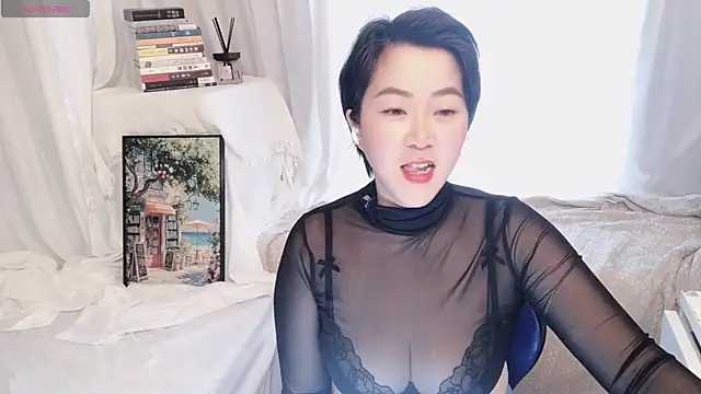 Snapshot of Emmaq996 chatting on 26, 3, 2026 Emmaq996 online show from 26, 3, 2026