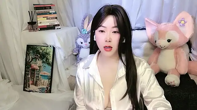 Snapshot of Emmaq996 chatting on 10, 4, 2026 Emmaq996 online show from 10, 4, 2026