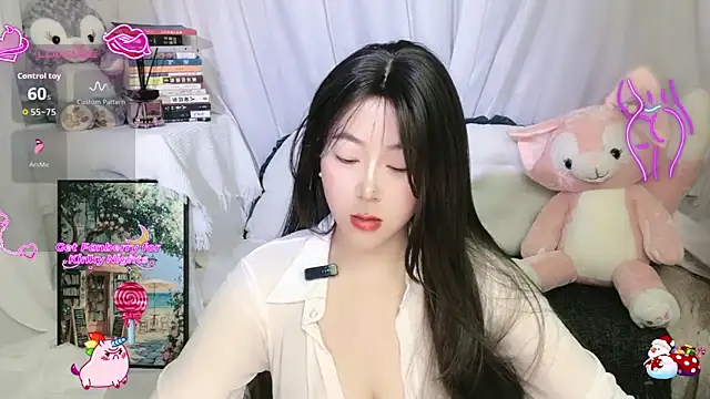 Snapshot of Emmaq996 chatting on 16, 4, 2026 Emmaq996 online show from 16, 4, 2026