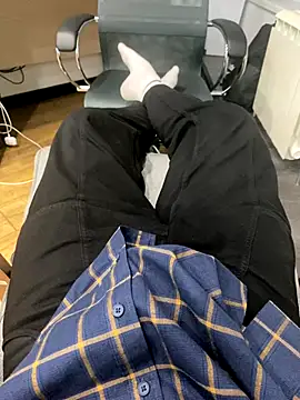 Yammy AssHole online show from 19, 10, 2025