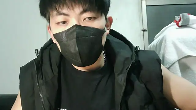 bigbb101011 online show from 16, 12, 2025