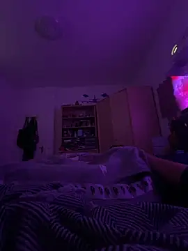 xmilolivex online show from 15, 10, 2025