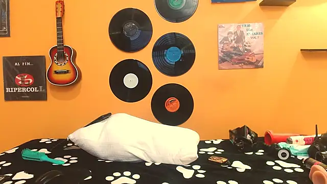 meisevil77 online show from 4, 10, 2025