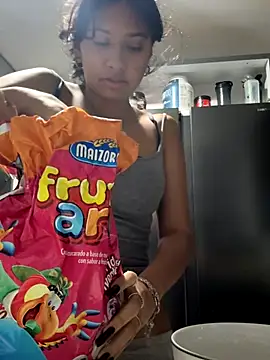 lynn9000 online show from 17, 10, 2025