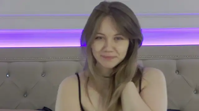 VeraHaze online show from 10, 3, 2026