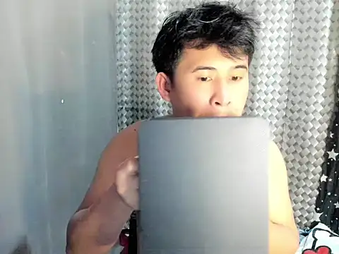 Snapshot of Adim-pinoy146 chatting on 2, 6, 2026 Adim-pinoy146 online show from 2, 6, 2026
