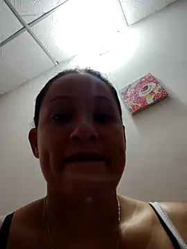 Snapshot of Angels_tomsop chatting on 4, 11, 2025 Angels tomsop online show from 4, 11, 2025