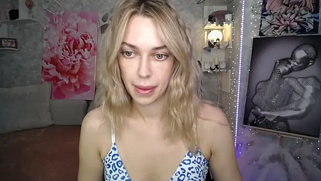 Snapshot of NickyAdamidi chatting on 23, 7, 2026 NickyAdamidi online show from 23, 7, 2026