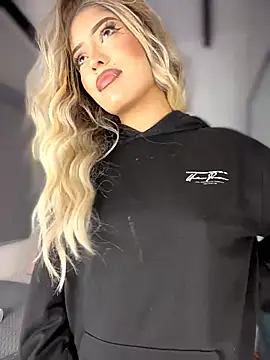 MystiqueXXX online show from 27, 2, 2026