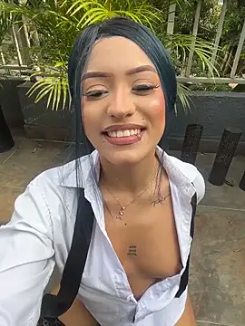 MystiqueXXX online show from 4, 3, 2026