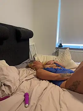 Snapshot of SvenskMILF chatting on 26, 3, 2026 SvenskMILF online show from 26, 3, 2026