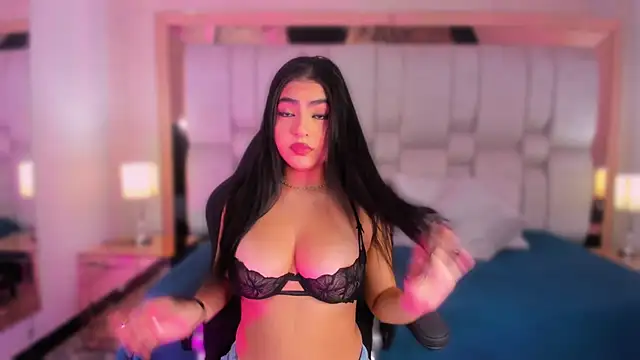 Snapshot of BelaCox_ chatting on 21, 9, 2025 BelaCox online show from 21, 9, 2025