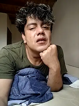 Yordan chubbyhot online show from 19, 10, 2025