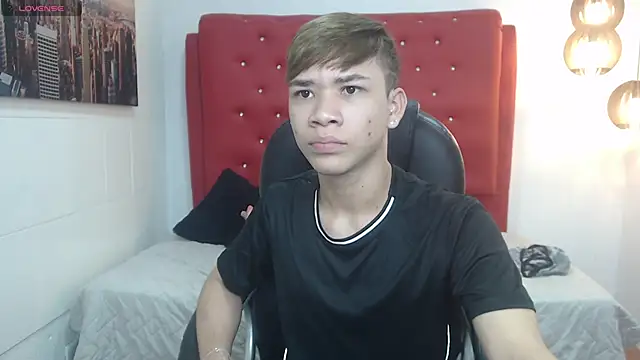 Snapshot of nathanclay chatting on 14, 11, 2025 nathanclay online show from 14, 11, 2025