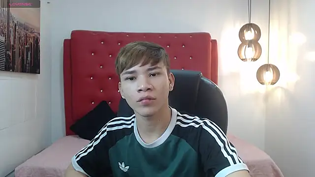 Snapshot of nathanclay chatting on 27, 11, 2025 nathanclay online show from 27, 11, 2025