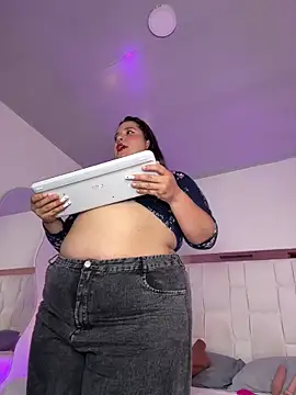 SamanthaDiamonds  online show from 19, 9, 2025