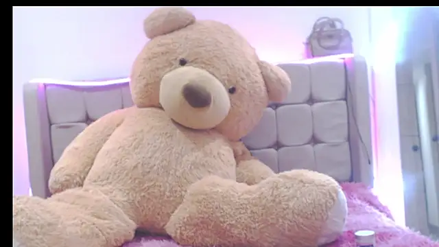 HotAss Hally online show from 12, 4, 2026