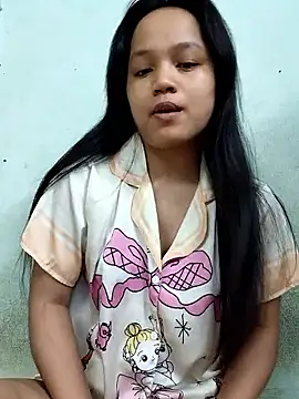 Snapshot of BabySweet-18 chatting on 13, 6, 2026 BabySweet-18 online show from 13, 6, 2026