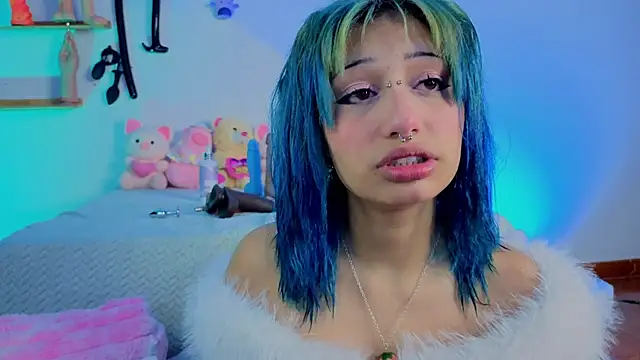 zoelight18 online show from 12, 3, 2026